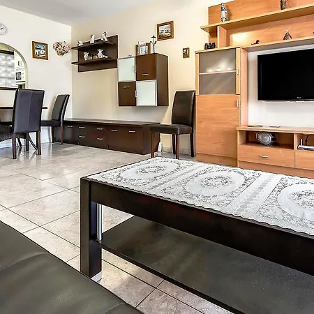 Atamanes Apartamento アパート